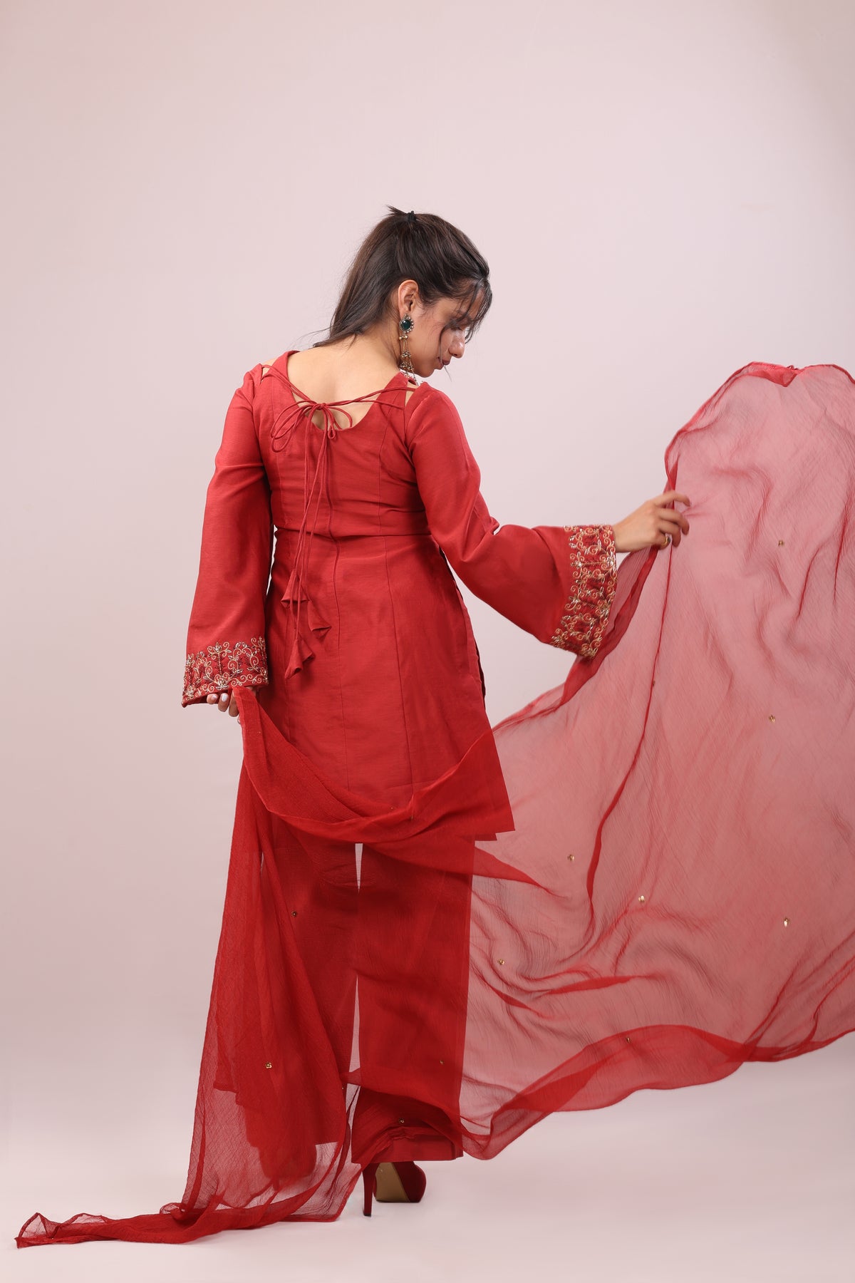 Lal pari